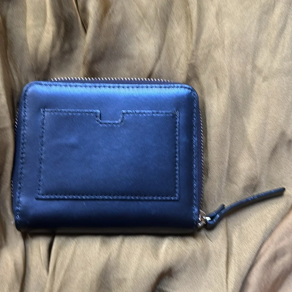 Kate Spade New York Wallet Darci Wright Place Sapphire Wallet
